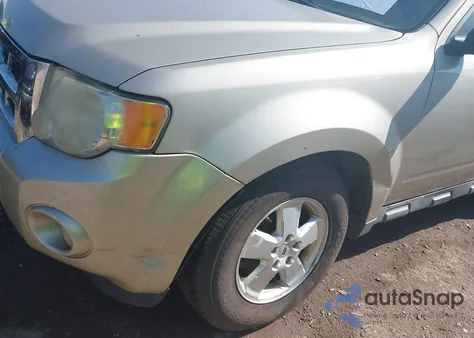 2011 Ford Escape Xlt from USA, damaged, VIN 1FMCU0D76BKC51164